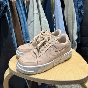 Nike Air Force 1 Low Pixel - Beige